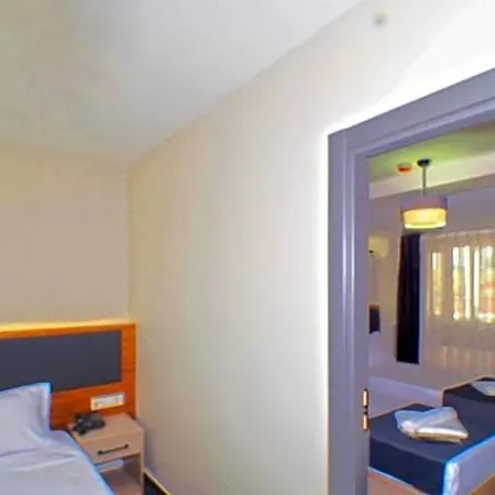 Hotel Diamond Old 3*
