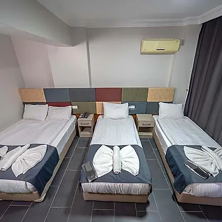 Diamond Old Hotel 3*